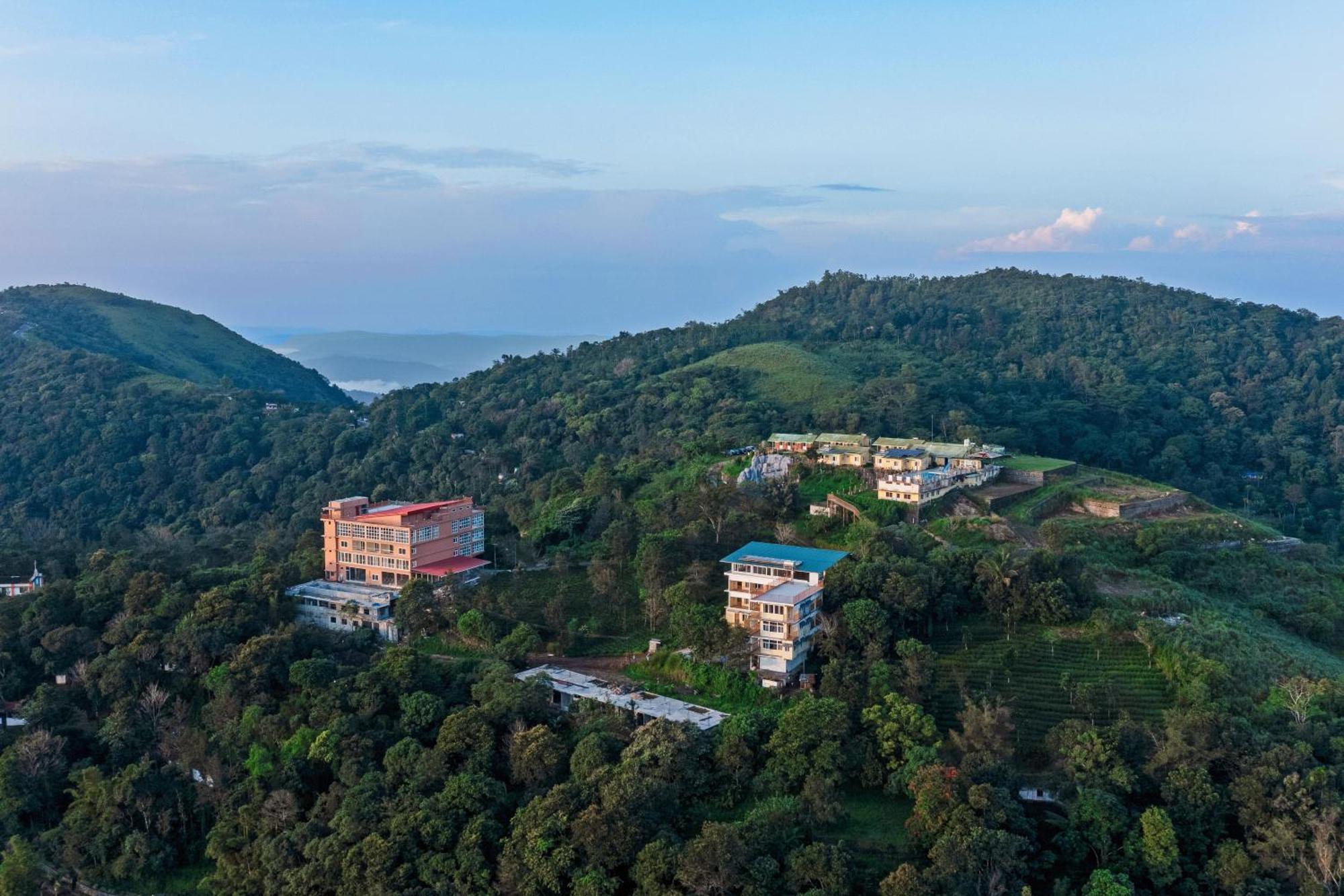 Pagoda Plantation Resort Pīrmed Exteriör bild