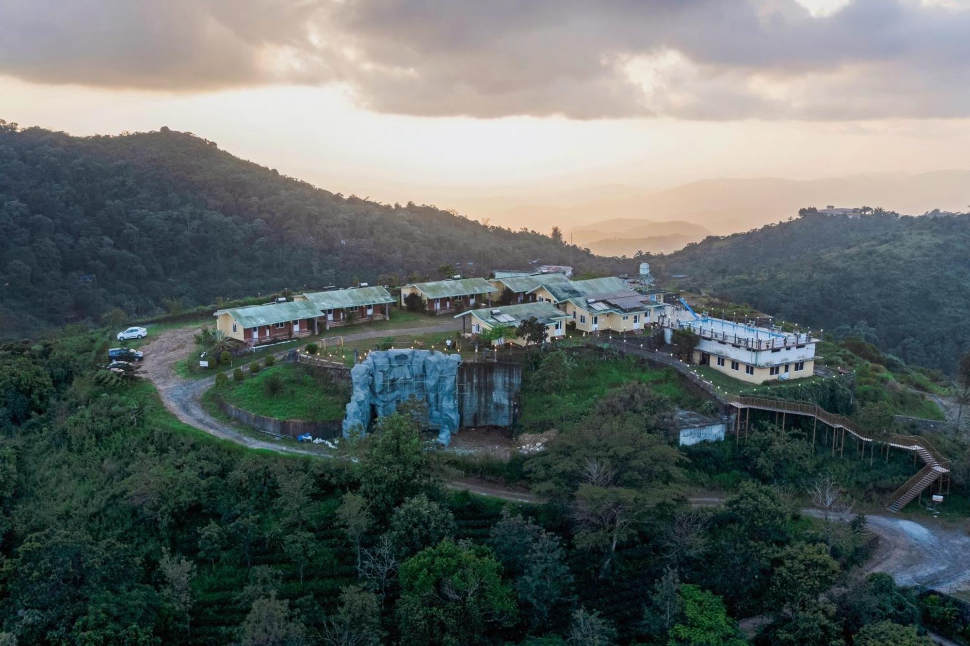 Pagoda Plantation Resort Pīrmed Exteriör bild